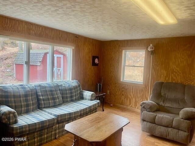 Building Photo - 112 Maurauder Ln