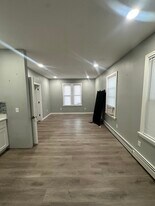 Building Photo - 406 Cahill St