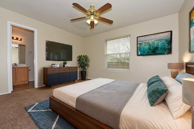 Building Photo - FRESHLY PAINTED  | ONE STORY  |  OPEN CONCEPT  |  GREAT LOCATION: 1604 & SHAENFIELD