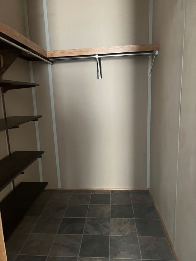 Building Photo - 511 Yost Rd