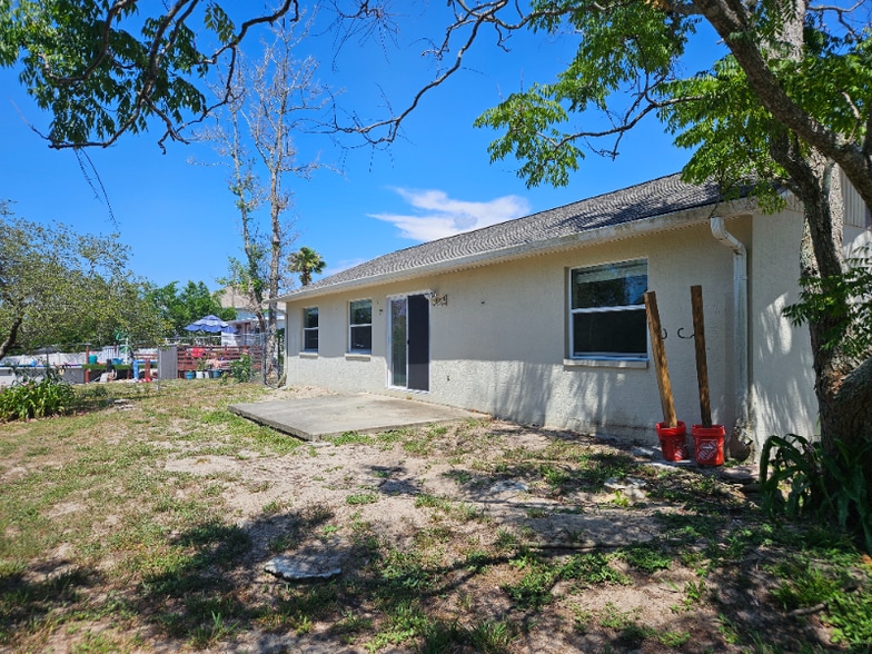 Building Photo - 5179 Montford Cir