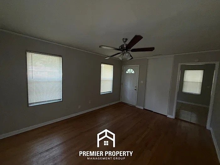 Building Photo - 1743 Tahiti Ln