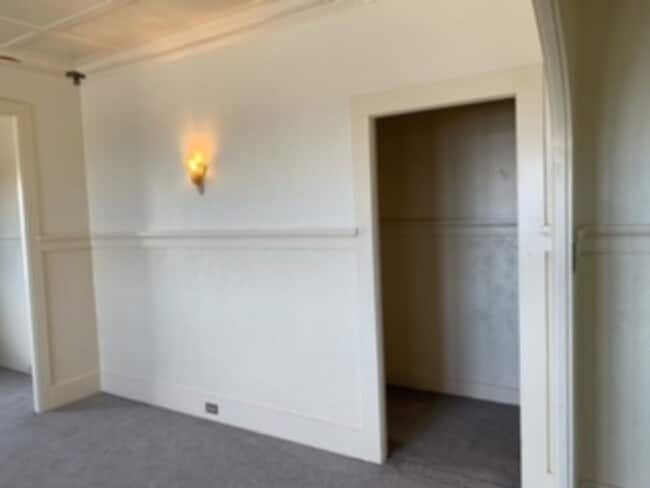 Building Photo - H292ach