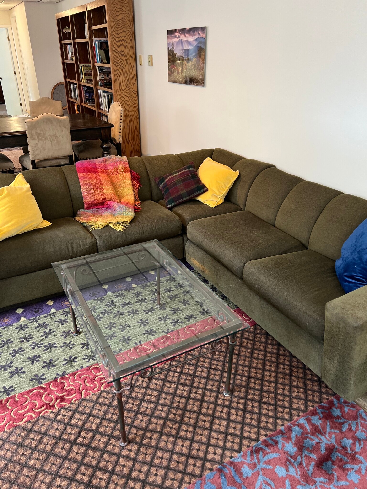 Lower level apartment living room - 45 Pentland Hills Dr