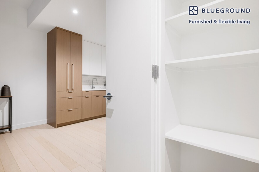 Building Photo - 390 Harrison Ave