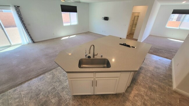 Building Photo - TESORA PAHRUMP - E. Summit Avenue