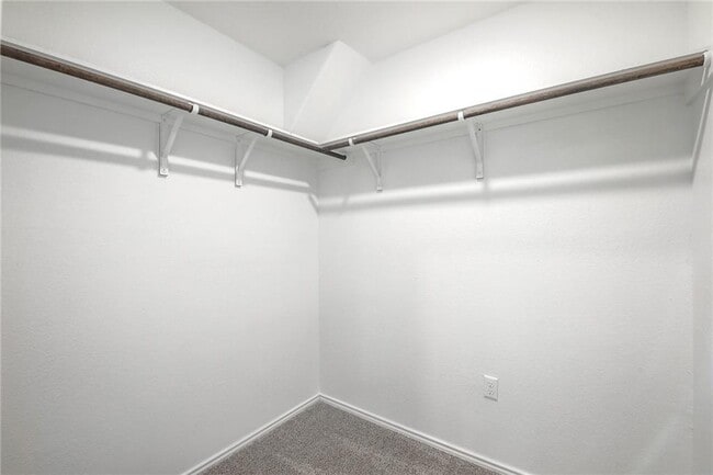 Building Photo - 10724 Steinbeck Dr