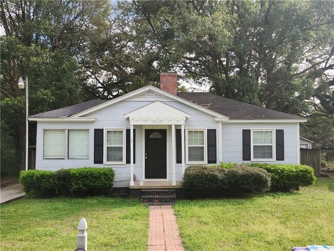 Primary Photo - 2457 Richard Ave