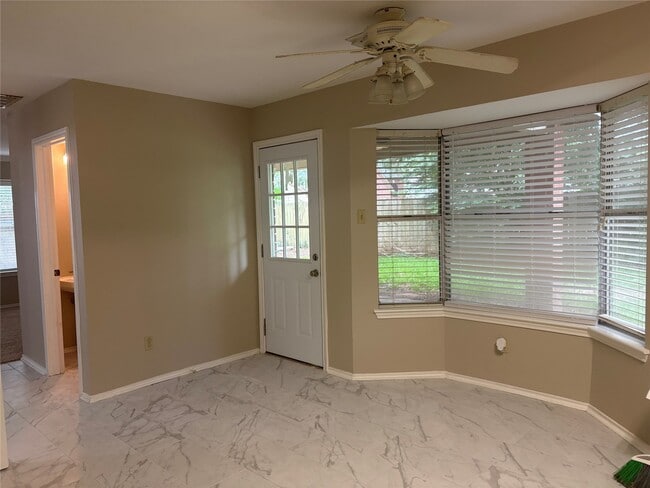 Building Photo - 16835 Goodfield Ct