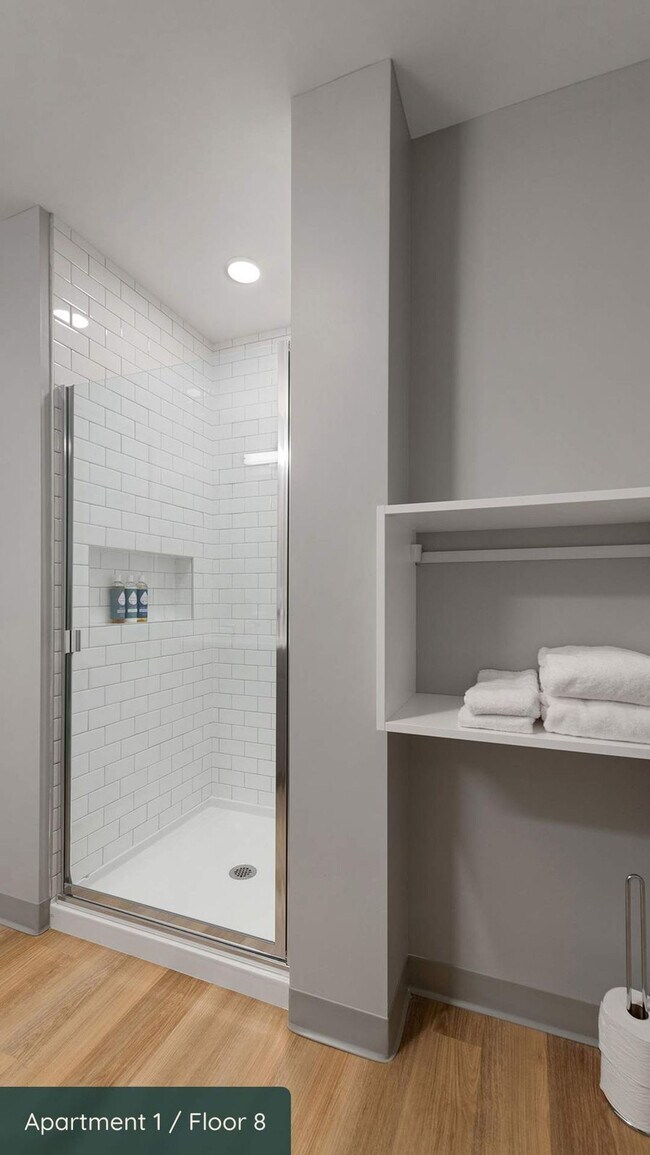 Building Photo - 853 W Blackhawk St