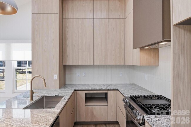 Building Photo - 1840 Merriman Ave