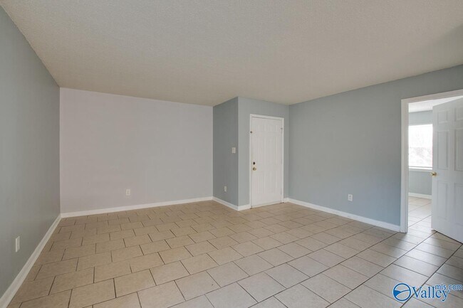 Building Photo - 4914 Cotton Row NW