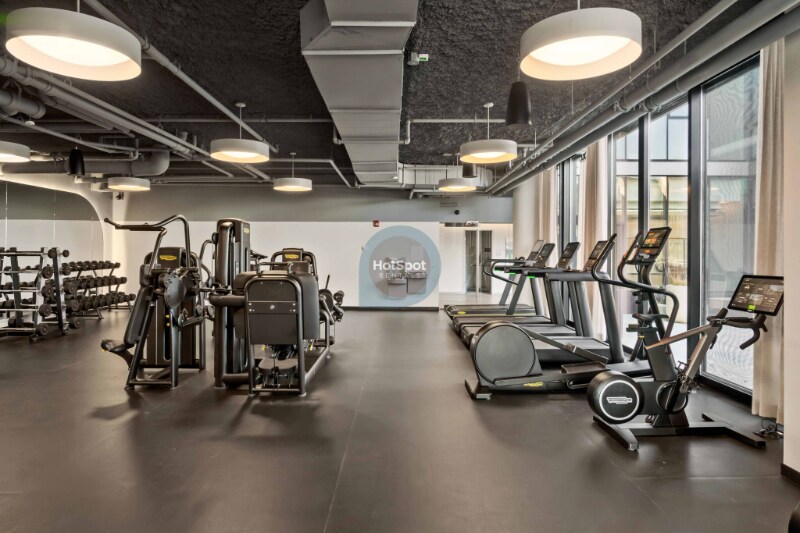 Building Photo - 1960 W Ogden Ave