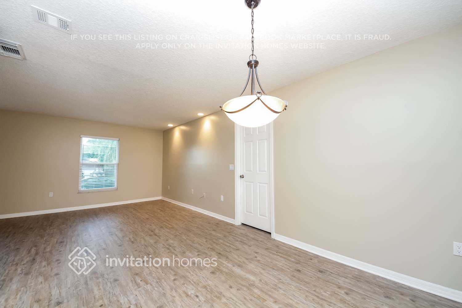 Building Photo - 8140 Caraway Dr