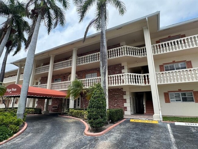 Building Photo - 3051 NE 47th Ct