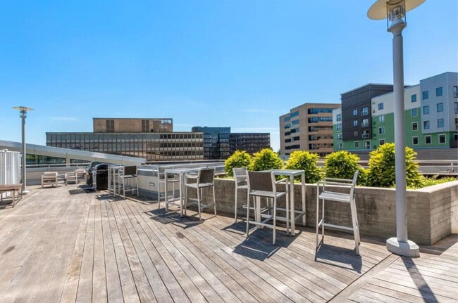 Building Photo - 11418 Rockville Pike