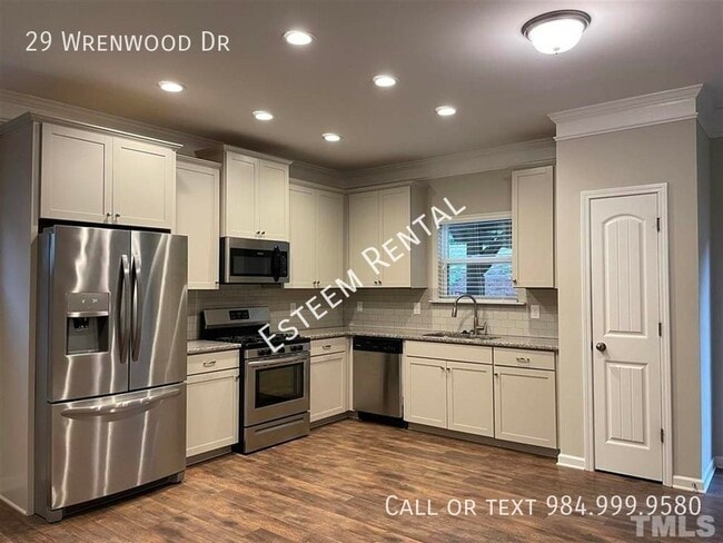 Building Photo - 29 Wrenwood Dr