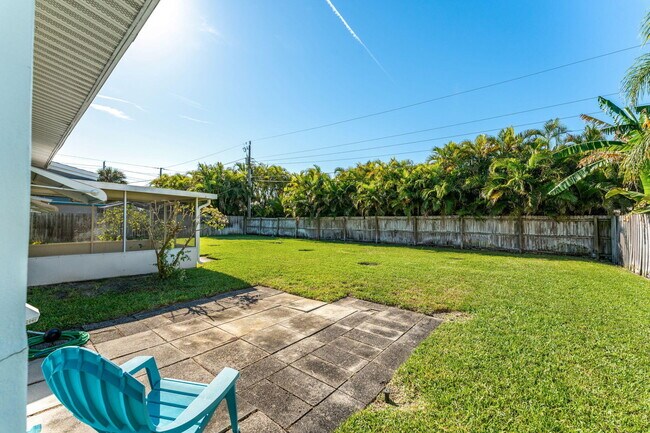 Building Photo - 406 N Neptune Dr