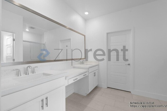 Building Photo - 4785 Happy Hallow Dr