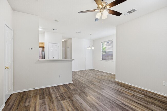 Building Photo - 14101 Harris Ridge Blvd