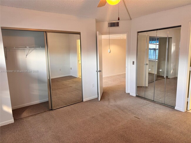 Building Photo - 13105 SW 16th Ct