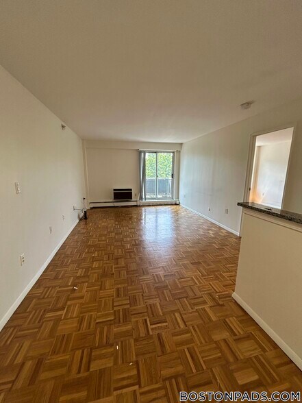 Building Photo - 185 Freeman St