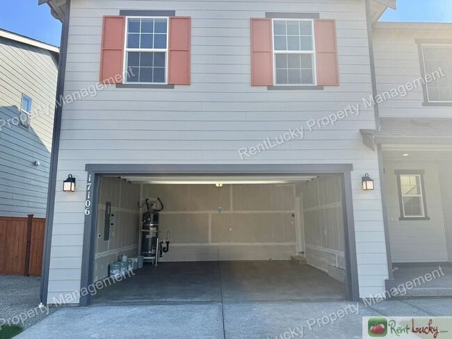Building Photo - 17106 126th St Ct E