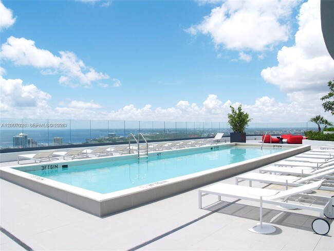 Building Photo - 55 SW 9th St