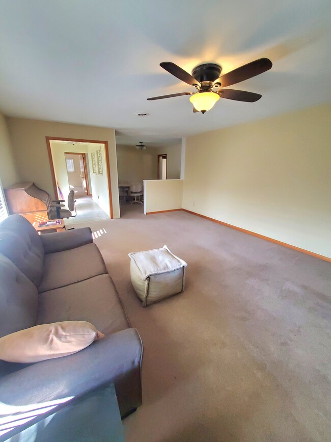 Living Room - 4000 Navaho Dr