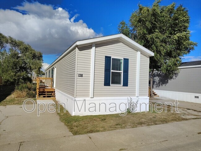 Building Photo - 24 Erin Ln