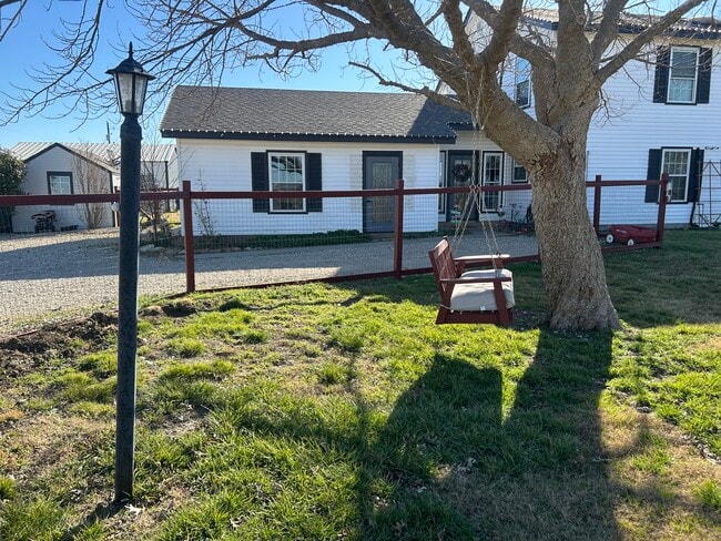 Building Photo - 3119 Belz Rd