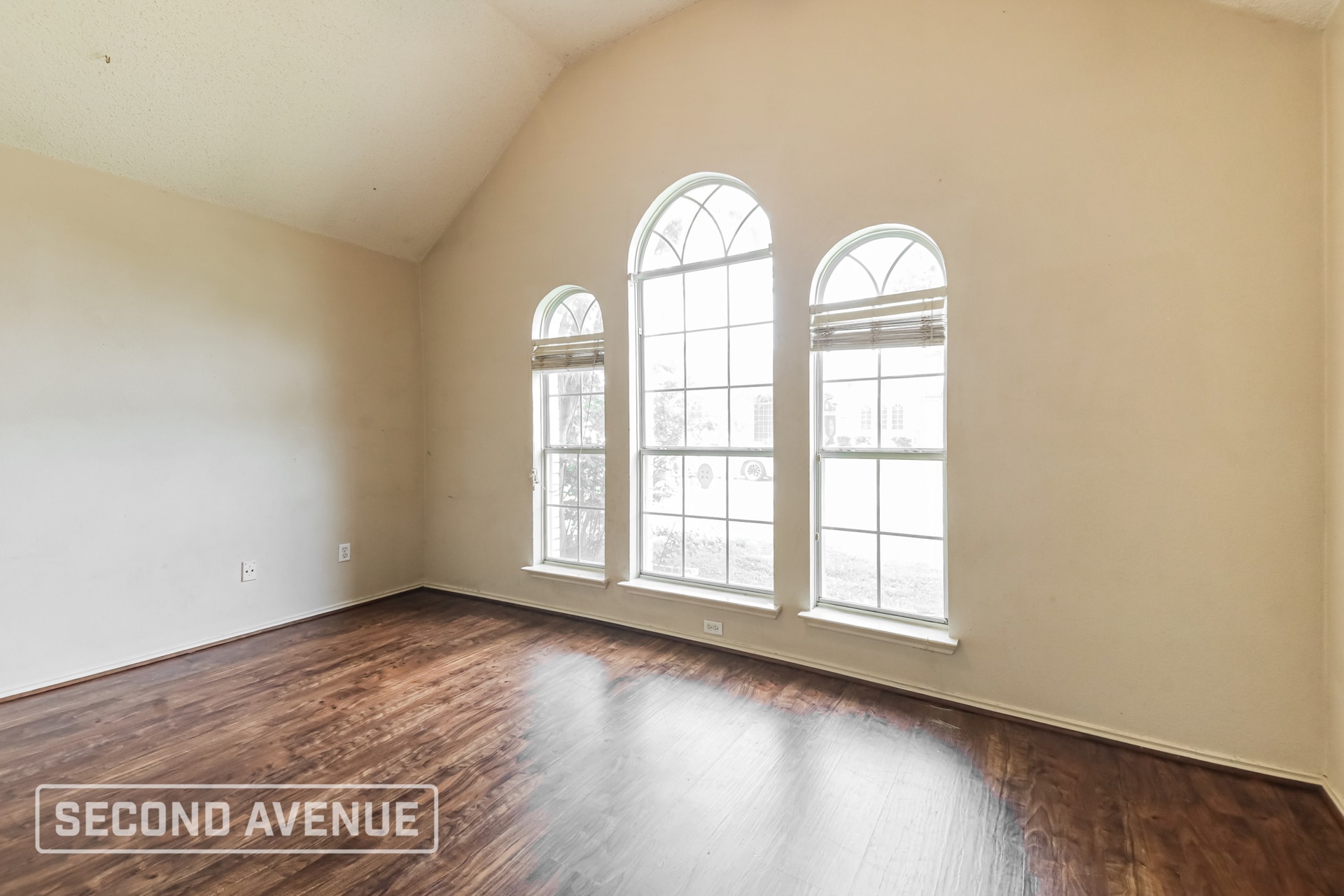 Building Photo - 2124 Amber Springs