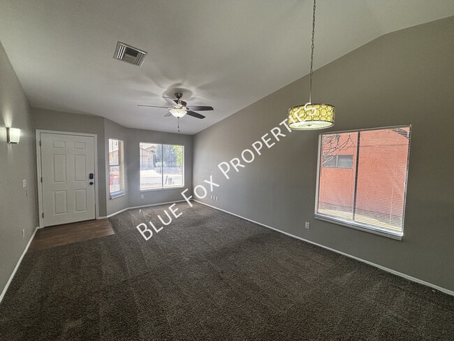 Building Photo - 9825 N Camino Vado