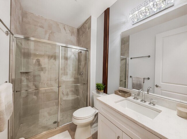 Building Photo - Turnkey Furnished Villa Naples FL