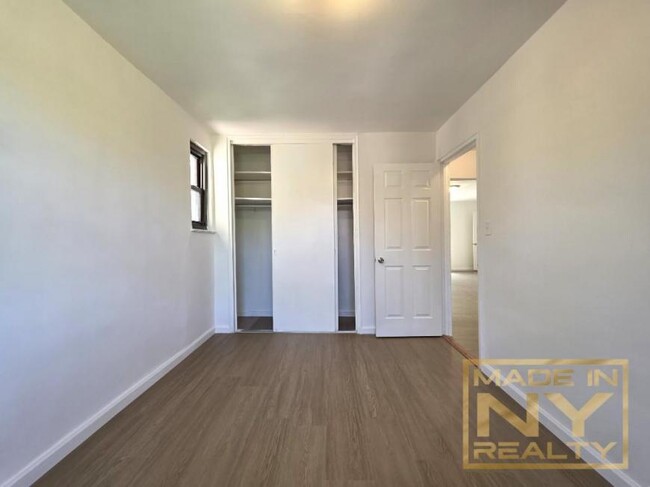 Building Photo - 2 bedroom in FRESH MEADOWS NY 11365