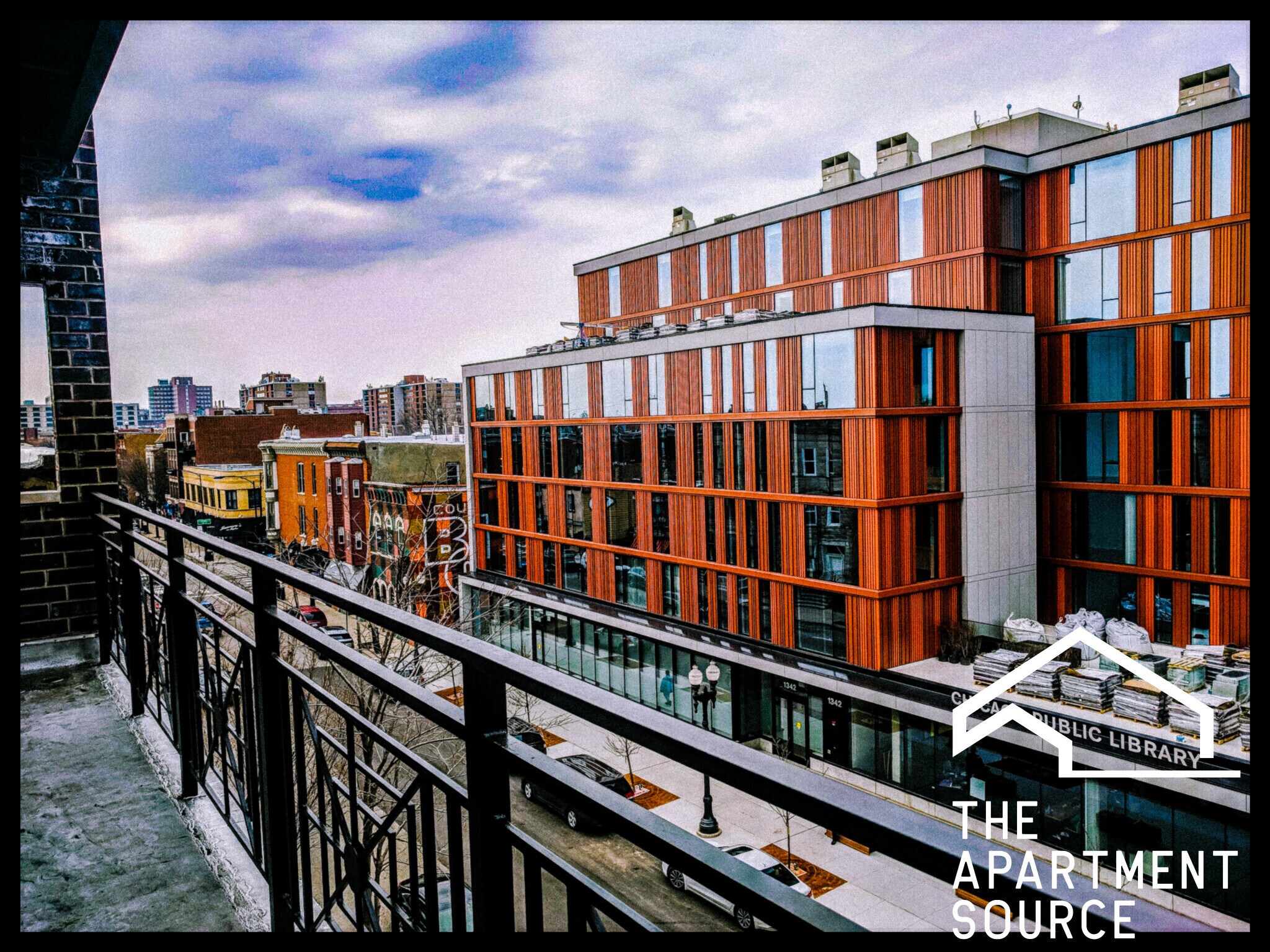 Building Photo - 1335 W Taylor St