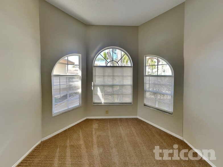 Building Photo - 4944 Harbor Woods Dr