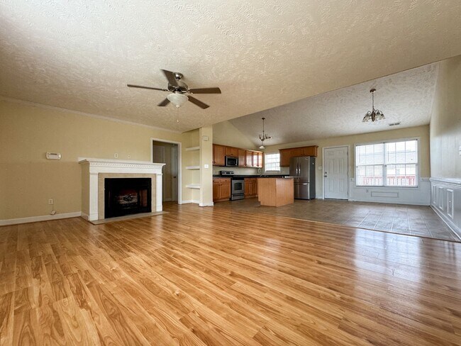 Building Photo - 316 Ivy Wood Lane