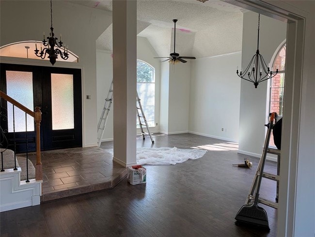 Building Photo - 601 Hidden Oak Ct