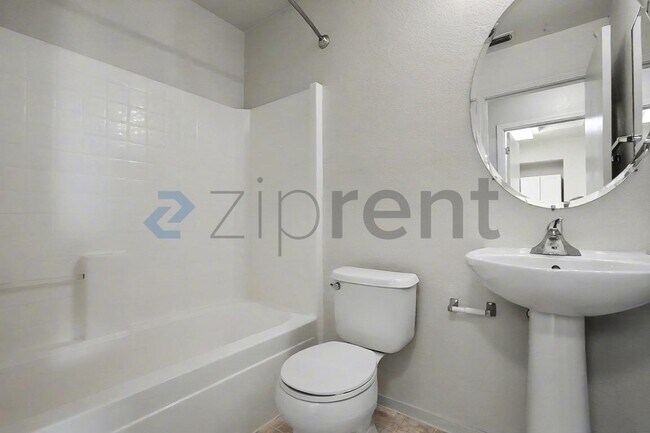 Building Photo - 1833 Blue Skies Way