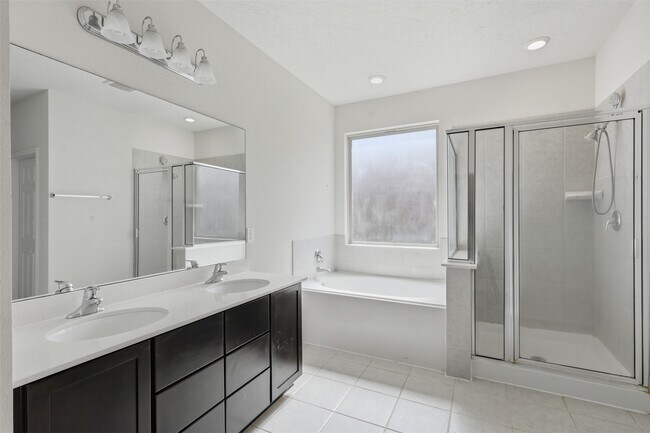 Building Photo - 3904 Waterworth Wy