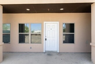 Building Photo - 5601 Cuenca Dr