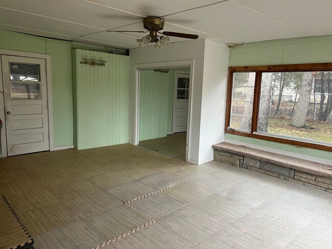 Building Photo - 69 Leroy Street