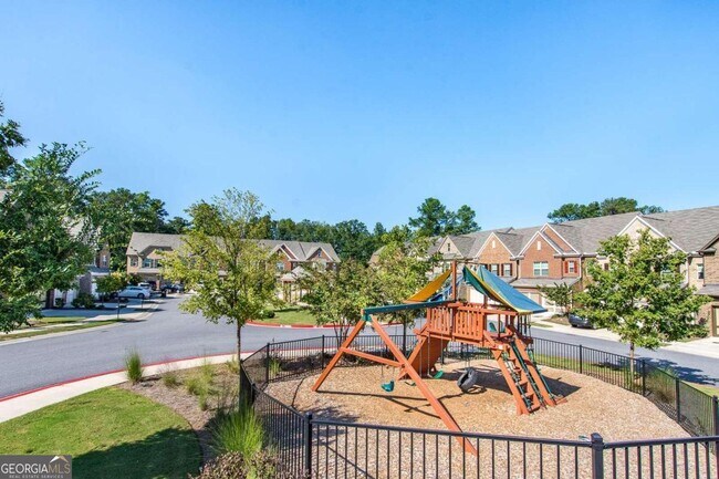 Building Photo - 528 Twinrose Way