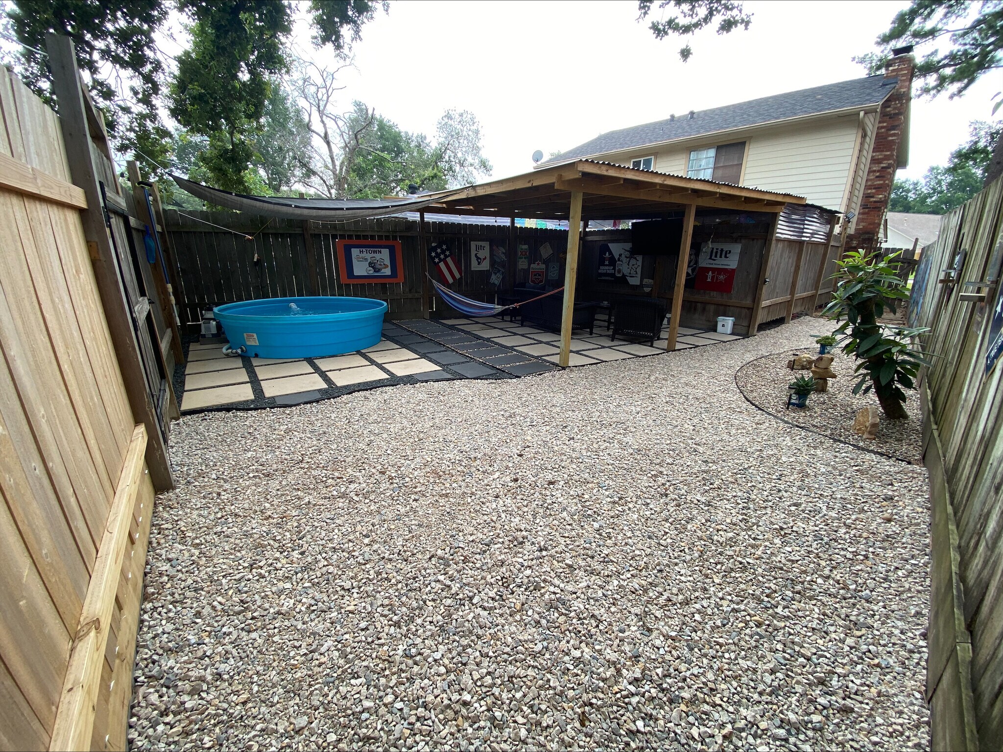 Building Photo - 11807 Cedarcliff Dr