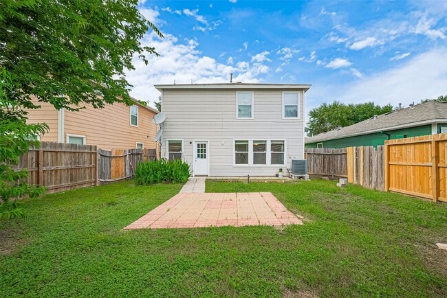 Building Photo - 12927 Pale Ivy Ln