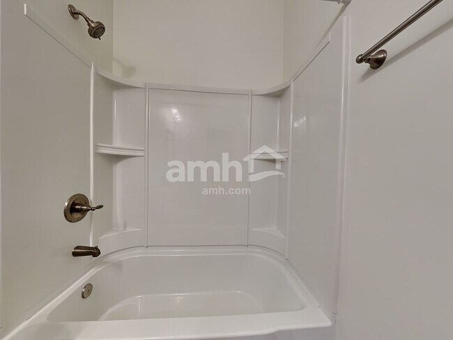 Building Photo - 69 Rivers End Way