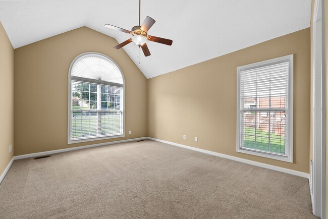 Building Photo - 4 Bedroom Pet Friendly Home For Rent With ...