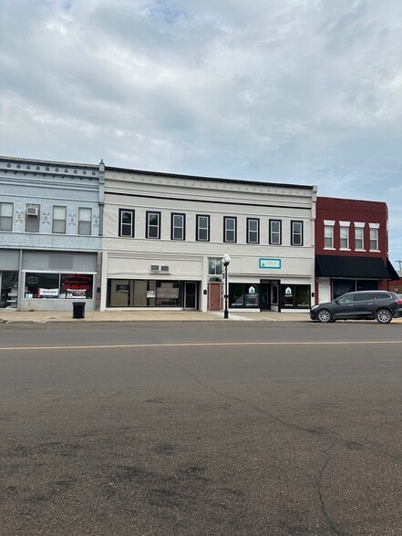 Building Photo - 3 N Jefferson Ave