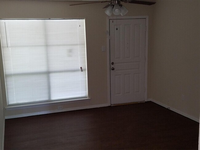 Building Photo - 3516 Flamingo Way